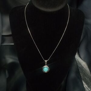 Fashion Jewelry Silver Necklace with Blue Pendant